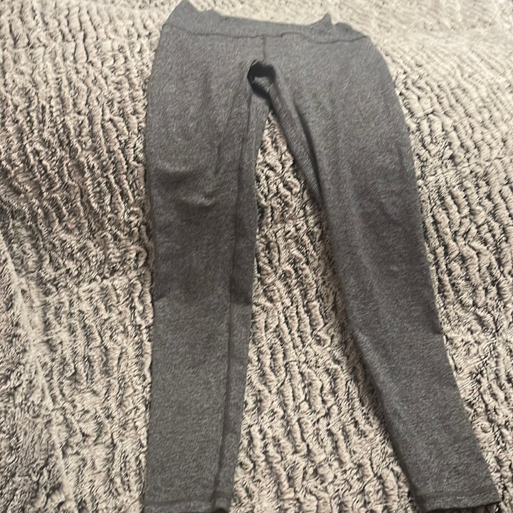 Heather grey Fleo leggings, size small